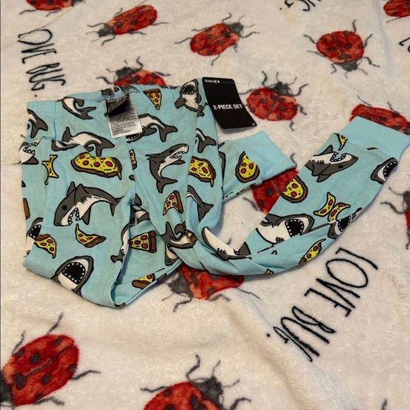Hurley Shark and Pizza Print Baby Pajamas - Picture 6 of 7